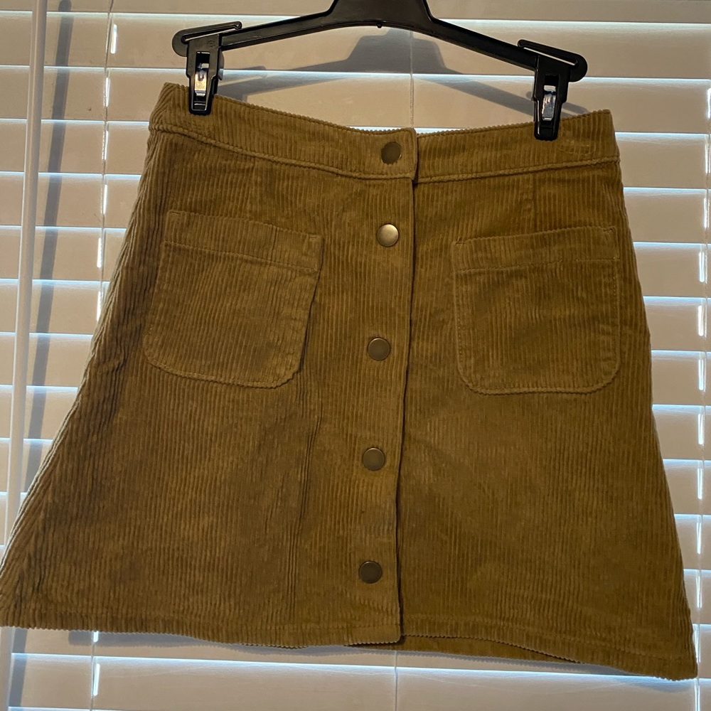 Corduroy skirt